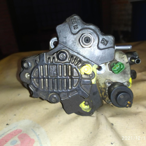 ТНВД Mazda WL-AT BT-50 UN8F1 WLAA13800(A) / 0445010213