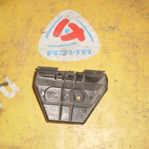 Крепление бампера Toyota Avensis AZT250 (Заднее) зад, лев 52563-05010