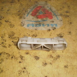 Крепление бампера Nissan Dualis/Qashqai KJ10 (Нижняя) зад, прав 85222-JD00A