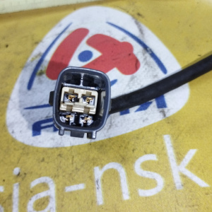 Датчик кислородный Toyota 3ZZ Corolla ZZE141 4 конт. номер 1 89467-12100