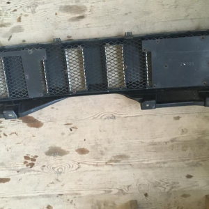 Решетка радиатора Suzuki Jimny JB23W 99000-99064-294