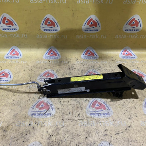 Домкрат Volkswagen 1134kg 5N0011031 Tiguan 5N1/5N2