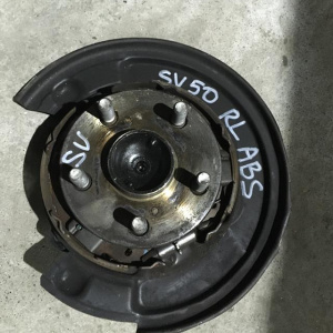 Ступица Toyota SV50/AZV50/ACT10/ZCT10 Vista/Vista Ardeo зад, лев 2WD ABS DISK.Голая без диска и суппорта. 42450-63010.42450-32040.42450-32041.46504-32020