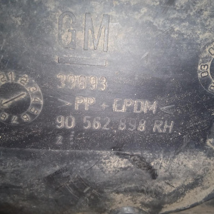 Подкрылок Opel Astra G T98/F35/F48/F67/F69 '2002 перед, прав 90562898