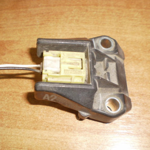 Датчик удара Toyota Land Cruiser Prado TRJ150 перед, лев 89173-30160
