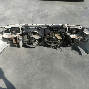 Ноускат Toyota Carina CT190 '1992-1994 a/t дефект крепления фар ф.20-316 сиг.20-319