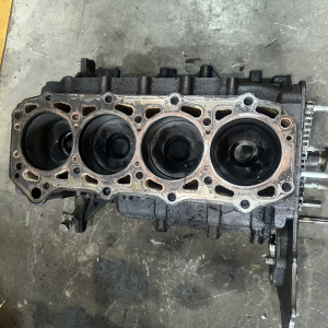 Двигатель Nissan Patrol/Safari Y61 ZD30-DDTI-043101 БЛОК С КОЛЕНВАЛОМ И ШАТУНАМИ ,ПОРШНЯ ПОД ЗАМЕНУ