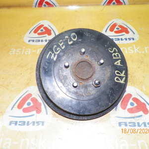 Ступица Toyota ZGE20/ZRT261 Wish/Allion/Premio зад, прав 2WD ABS Барабанные тормоза. В сборе с барабаном и колодками. 42450-20080.42431-12300