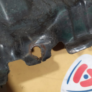 Защита двигателя TOYOTA NCP10/NCP20/NCP30/NCP60/NCP70/NCP80 Vitz/Platz/Funcargo/bB/Ist/WiLL Cypha/Sienta R Дефект 51441-52010