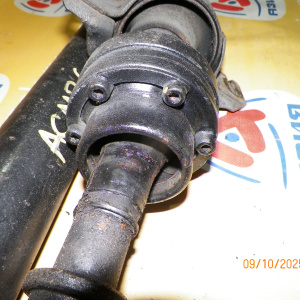 Кардан TOYOTA ACM26/AZR65/ZRR75 Ipsum/ Noah/Voxy Дефект пыльника на гранате. Разобран.