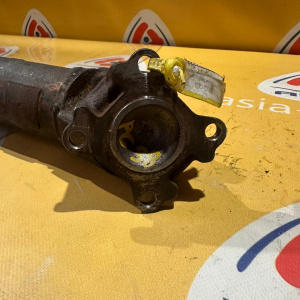 Кардан TOYOTA KCH16/KCH16W/KCH46/KCH46W Granvia/Grand Hiace/Regius/Touring Hiace 1KZTE '1997-1999 R 4WD a/t PC38 37100-26290