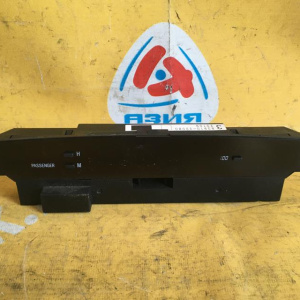 Часы Toyota Camry ACV30 83910-33080