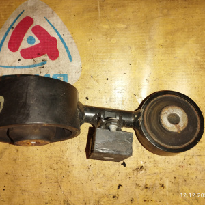 Подушка двигателя Toyota 2AZ-FE Camry ACV40 ДЕФЕКТ R в 12309-OH060 / 12309-28160/-28161