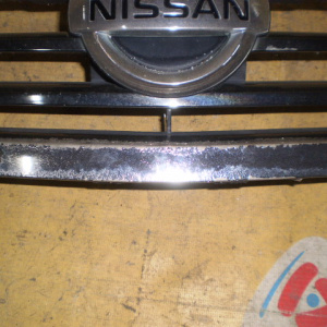 Решетка радиатора NISSAN Skyline V36 хром облез 62070-JK600