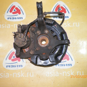 Ступица Toyota ACA30/ACA31/ACA33/ACA36/ACA38/ALA30/ALA35/ASA33/ASA38/GSA33/GSA38/ZSA30/ZSA35 RAV4 перед, прав ABS. Суппорт 63-28.Привод на 30 шлицов. 43211-42