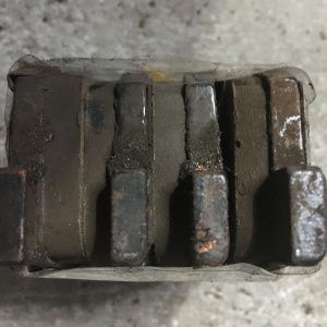 Колодки тормозные Honda Avancier TA1 Остаток-80%. R