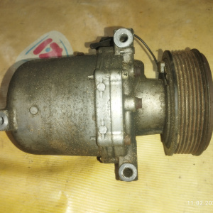 Компрессор кондиционера Nissan VQ40 Xterra/Navara N50/D40M 92600-EA300/-EA30C/-EA31A