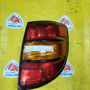 Стоп TOYOTA P1470 (01-20) R Voltz ZZE136 ДЕФЕКТ КОРПУСА