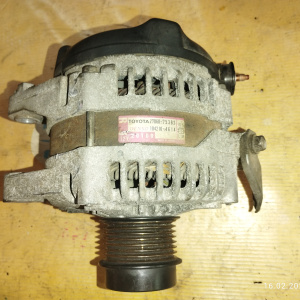 Генератор Toyota 2TR Hiace TRH201 4 конт. пластиковая крышка с муфтой ( IG/S/L/M ) 12V. 130A. 27060-75382 / 65-8590