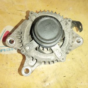 Генератор Toyota 2TR Hiace TRH201 4 конт. пластиковая крышка с муфтой ( IG/S/L/M ) 12V. 130A. 27060-75382 / 65-8590