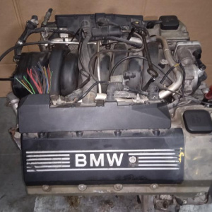 Двигатель BMW 7-Series M62B44TU/448S2-52281857 740i GG81 E38 '1998