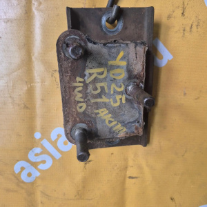 Подушка двигателя Nissan YD25/VQ40/V9X Navara/Pathfinder D40/R51 a/t зад. АКПП R 11320-EB302 / 11320-JR70D