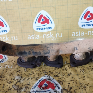 Коллектор выпускной Toyota 2UZ-FE Land Cruiser UZJ100 ДЕФЕКТ с трещиной ШПИЛЬКИ ПОД ЗАМЕНУ R 17104-50120