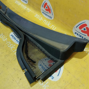 Решетка под лобовое стекло Volkswagen Tiguan 5N1 '2011 Правый руль 5N2819404 5N2819403