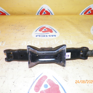 Домкрат Toyota Corolla/Sprinter AE110 09111-12100 700 кг.