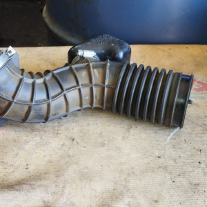 Гофра впускного коллектора Honda R20A Accord CW1/CU1 резиновая 17228R60U00