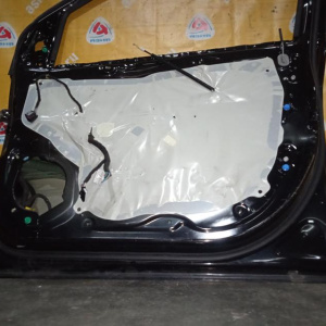 Дверь боковая Chevrolet Aveo T300 '2011-2016 перед, прав в сборе (дефект, вмятины)