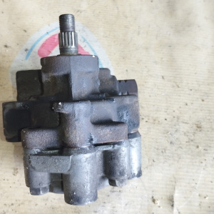 Гидроусилитель Toyota/Lexus 2UZ-FE Land Cruiser#LX470 UZJ100 без шкива ( алюминиевый + чугунный ) -32061