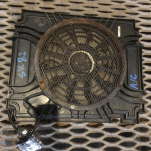 Диффузор радиатора Mazda Bongo SK82V Кондиционера