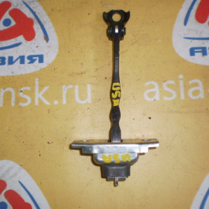 Ограничитель двери Toyota Camry ASV50 перед, прав