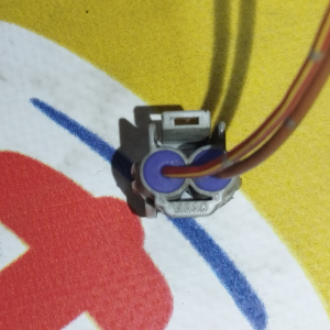 Разъём трамблёра / ТНВД Toyota 90980-11038 Land Cruiser Prado KZJ95/AE111 1KZ/4A/5A/4E/5E 2 конт. на нижний клапан с проводом