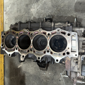 Двигатель Mazda/Ford WL-AT-1273904 2.5 L  COMMON RAIL БЛОК БЕЗ ОДНОГО ШАТУНА С ПОРШНЕМ BT-50#Ranger