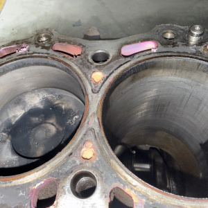 Двигатель Mazda/Ford WL-AT-1273904 2.5 L  COMMON RAIL БЛОК БЕЗ ОДНОГО ШАТУНА С ПОРШНЕМ BT-50#Ranger