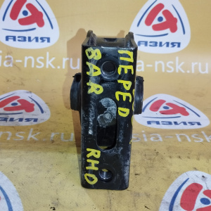 Подушка двигателя Toyota/Lexus 8ARFTS NX200t AGZ15 4WD перед. RHD F AV-B1134 ( G )