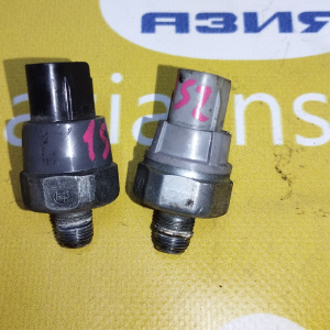 Датчик давления масла Toyota ( P02 ) 83530-28020 / 83530-60020 Corolla NZE121 1NZ/1SZ/1MZ/3S/5E/4A/7A/EJ253 разъём пластиковый СТОИМОСТЬ ЗА 1 ШТ.
