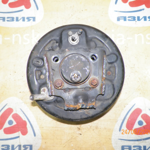 Ступица TOYOTA SCP10/SCP11/NCP10/NCP11/NCP12/NCP19 VITZ/Platz зад, прав 2WD ABS.(Дефект датчика).Барабанные тормоза,Барабан-181мм. В сборе с барабаном и кол