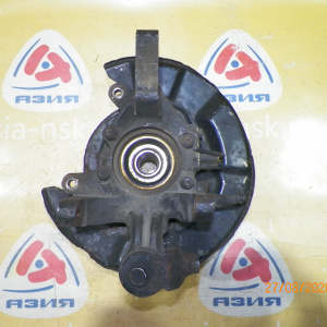 Ступица TOYOTA MCU25/ACU25/SXU15/ACU15/MCU15 Kluger V '-08.2003 зад, лев 4WD ABS  disk ГОЛАЯ 42305-33020.42301-32060