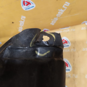 Подкрылок TOYOTA Camry/Vista SV40 перед, лев Дефект 53876-32060(70)