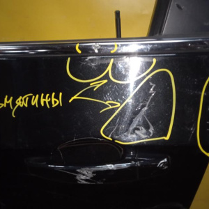 Дверь боковая Chevrolet Aveo T300 '2011-2016 перед, лев в сборе (дефект, много вмятин)