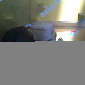 Главный тормозной цилиндр NISSAN N30 R'Nessa 2 шп с вакуумником