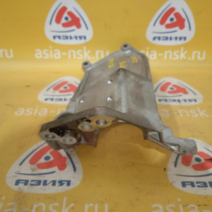 Кронштейн Volvo D4204T5 XC60 DZ 31370633