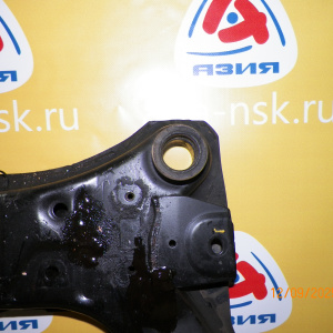 Балка NISSAN T31/TNT31 X-Trail QR25 F 2WD Дефект сайлентблоков. 54400-JG33D/54400-JG300