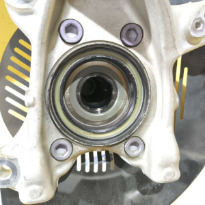 Ступица Toyota/Lexus FJA310,VJA310 LX500D перед, лев ABS,БЕЗ ДИСКА И СУППОРТА 4320260080,4355060010