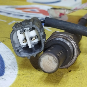 Датчик кислородный Toyota 1G-FE Mark II GX100 4 конт beams номер 1 ( 1/2/3 цилиндр ) 89465-22250