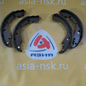 Колодки тормозные Toyota ZM-04495-63010 R Premio/Corolla Spacio/Probox/Wish AZT240/NZE121/NCP51/ZNE10 '2002-/'2001-/'2002-/'2003- под барабан