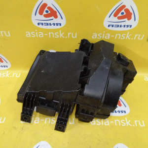 Блок предохранителей Renault Koleos HY0 2TR703 под капотом в корпусе 284B9JY00A 24384JY00A